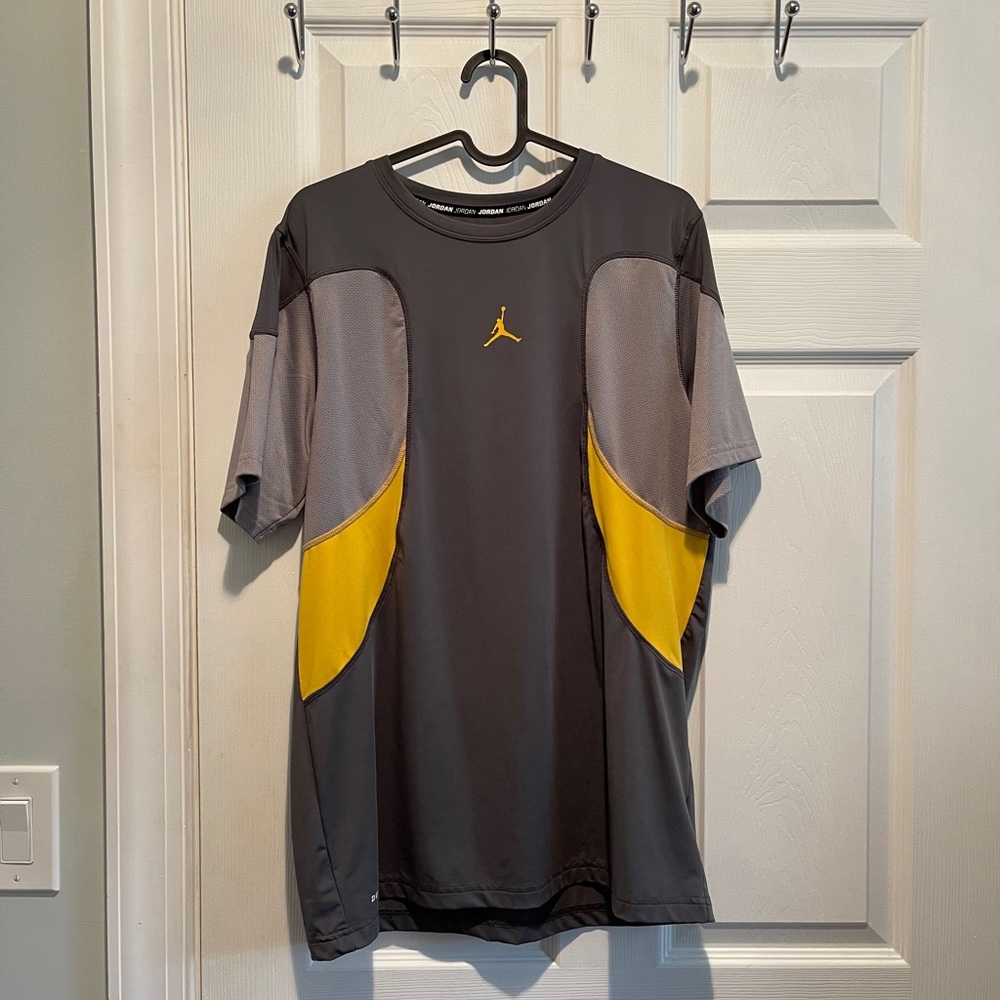 SOLD Men’s Nike Jordan T-shirt